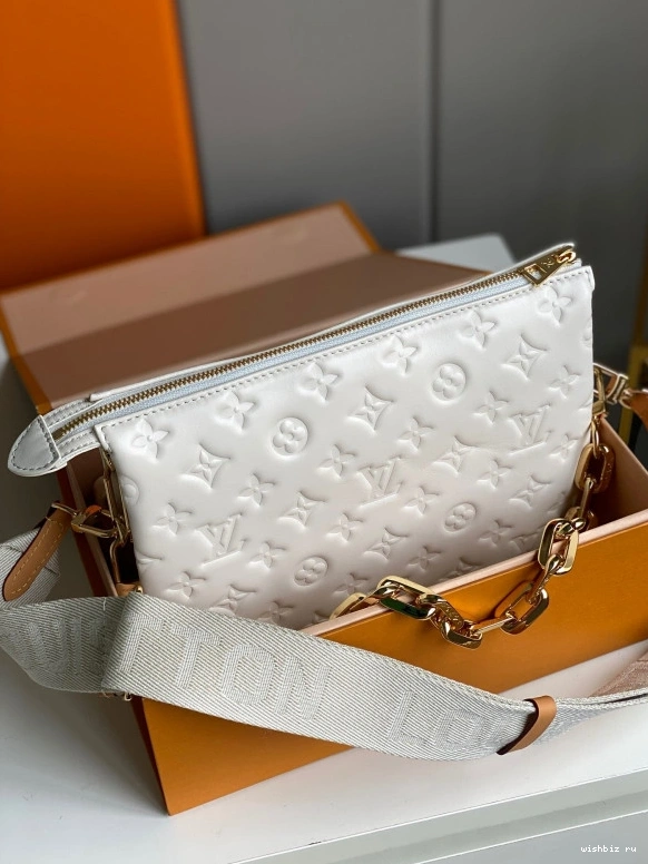 WIS COUSSIN PM LOUIS VUITTON 0307